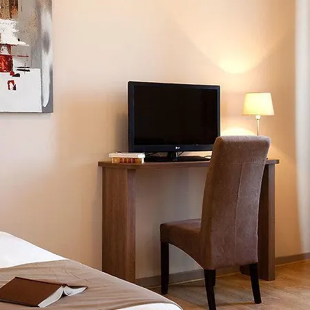 Hotel La Bastide De Sanilhac 3*
